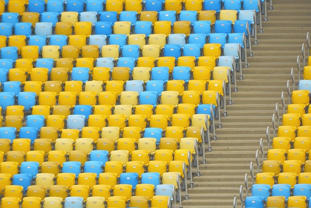 守尤为严密 守尤为严密